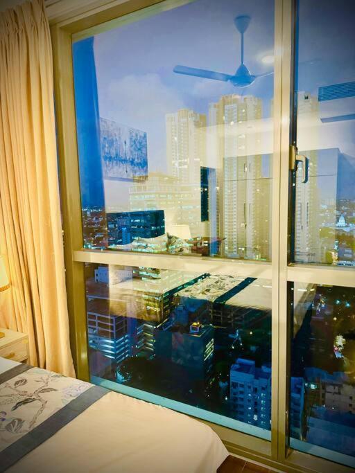 Luxury In Capital Twinpeaks Apartment *
